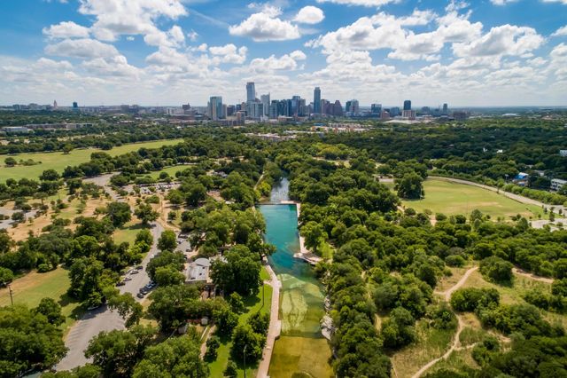 2010 Goodrich Ave 2B, Austin, TX 78704