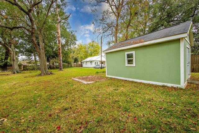 1514 Ridgefield Ave, Thibodaux, LA 70301