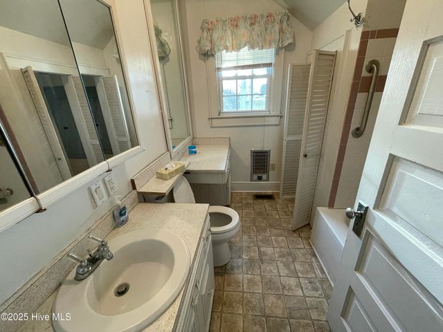 1670 Ocean Highway N, Hertford, NC 27944