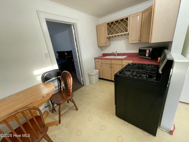 1670 Ocean Highway N, Hertford, NC 27944