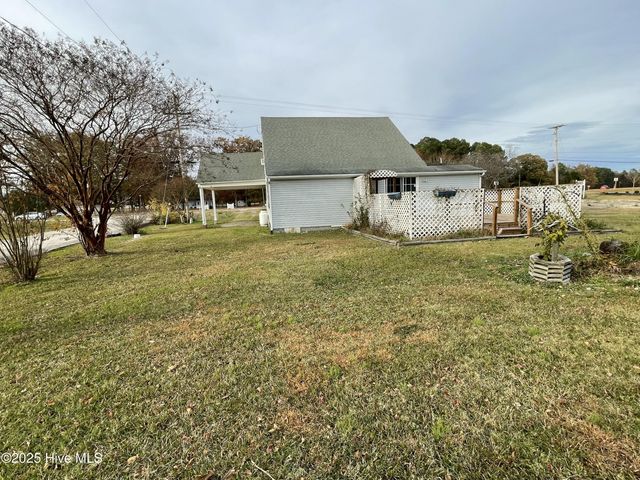 1670 Ocean Highway N, Hertford, NC 27944