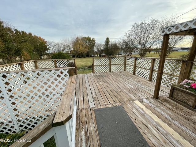 1670 Ocean Highway N, Hertford, NC 27944