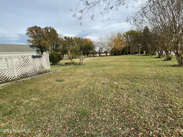 1670 Ocean Highway N, Hertford, NC 27944