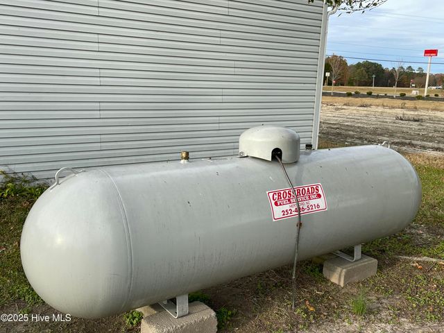 1670 Ocean Highway N, Hertford, NC 27944