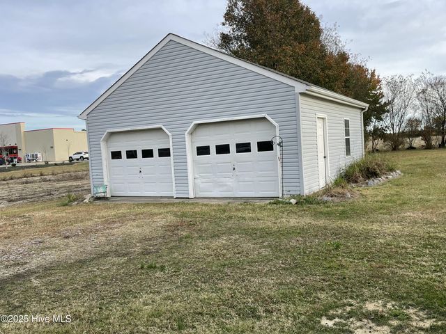 1670 Ocean Highway N, Hertford, NC 27944