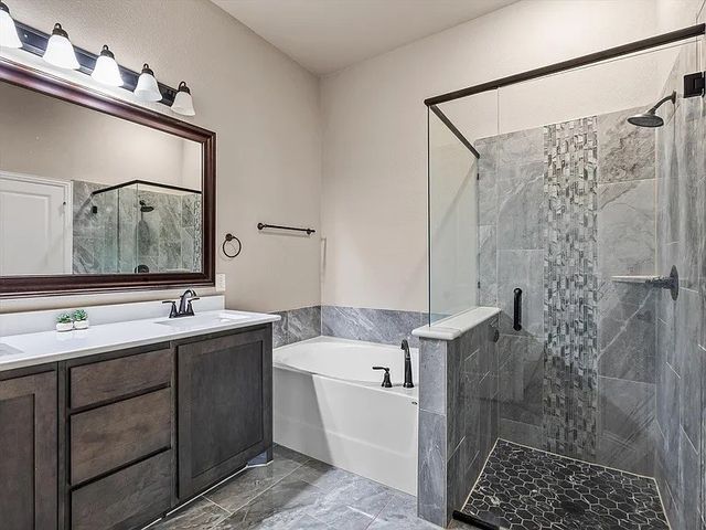 905 Sedona Street, Little Elm, TX 75068