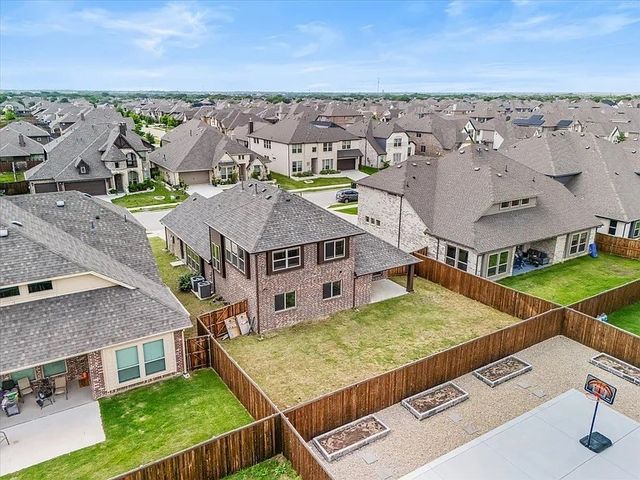 905 Sedona Street, Little Elm, TX 75068