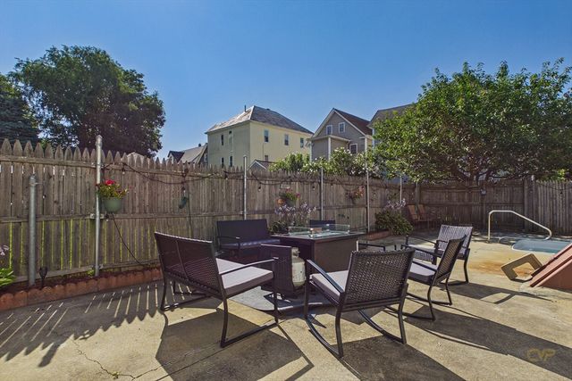 206 Austin St, New Bedford, MA 02740