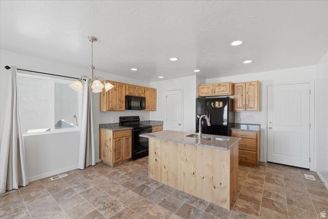 1218 N MOONLIGHT DR, Elk Ridge, UT 84651