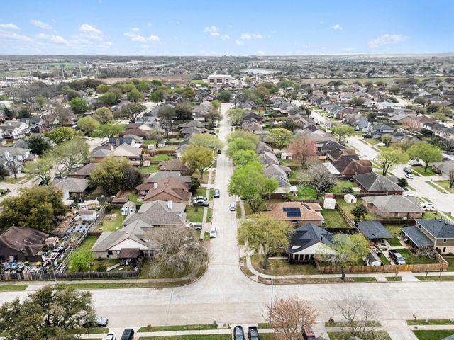 4706 Black Stone Street, Baytown, TX 77521