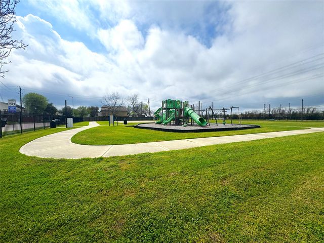 4706 Black Stone Street, Baytown, TX 77521