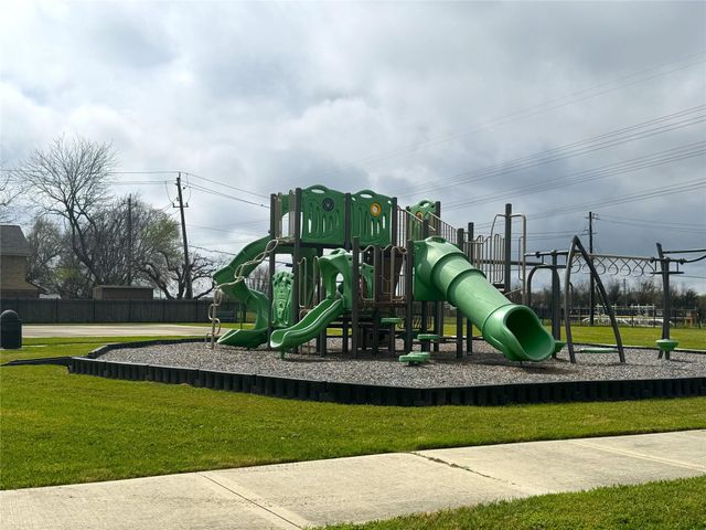 4706 Black Stone Street, Baytown, TX 77521