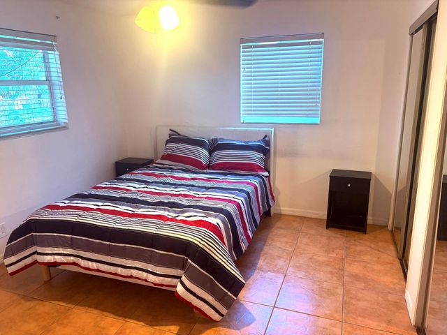 171 SE 28th Avenue, Boynton Beach, FL 33435