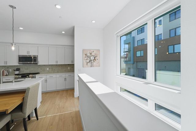 3045 El Camino Real 102, Santa Clara, CA 95051