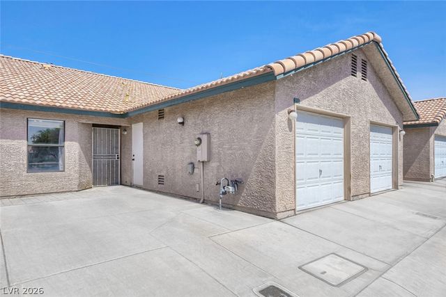 213 Crosswind Way, Las Vegas, NV 89145