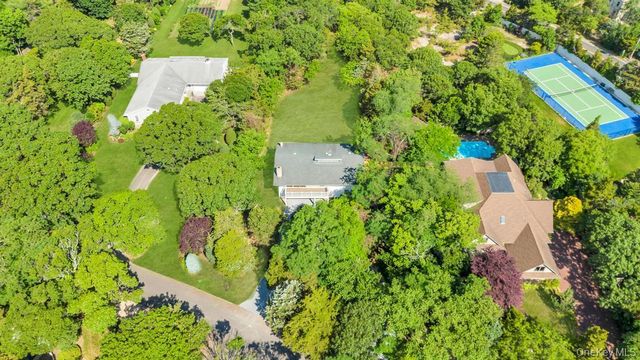3 Beach Plum Drive, Northport, NY 11768