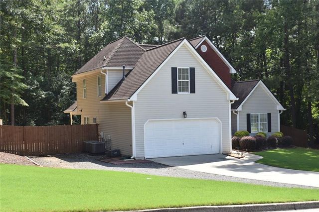 602 Penhollaway Court, Loganville, GA 30052
