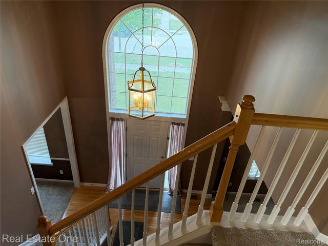 33693 Stonecrest Drive, Sterling Heights, MI 48312
