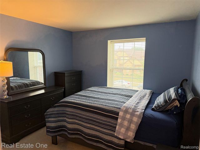 33693 Stonecrest Drive, Sterling Heights, MI 48312