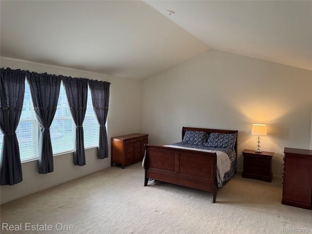 33693 Stonecrest Drive, Sterling Heights, MI 48312