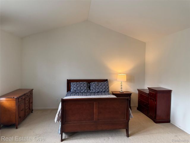 33693 Stonecrest Drive, Sterling Heights, MI 48312
