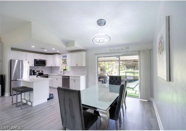 3470 White BLVD, Naples, FL 34117
