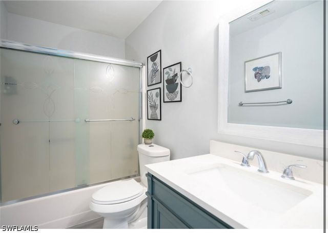 3470 White BLVD, Naples, FL 34117