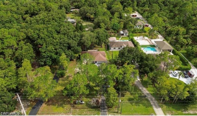 3470 White BLVD, Naples, FL 34117