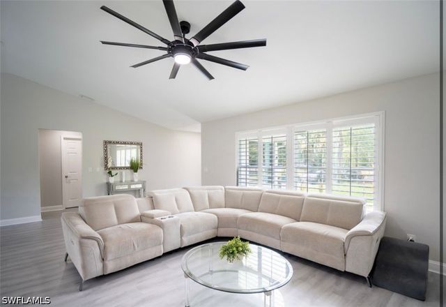 3470 White BLVD, Naples, FL 34117