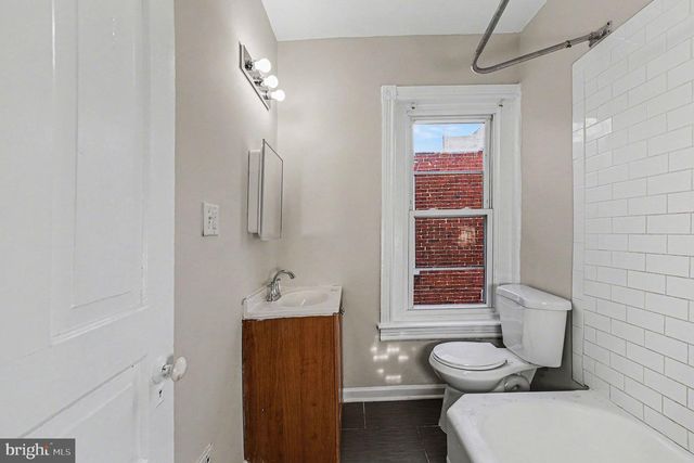 332 OAK ST, Pottstown, PA 19464