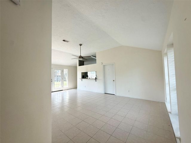 9838 Golden Eagle Street, Conroe, TX 77385