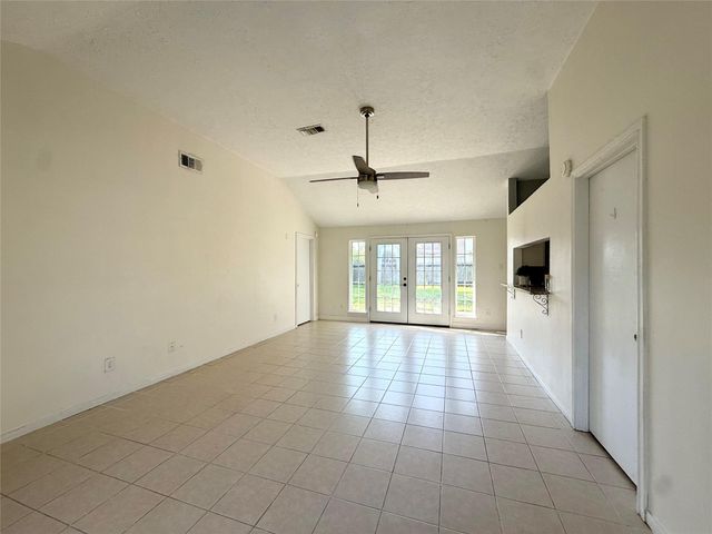 9838 Golden Eagle Street, Conroe, TX 77385