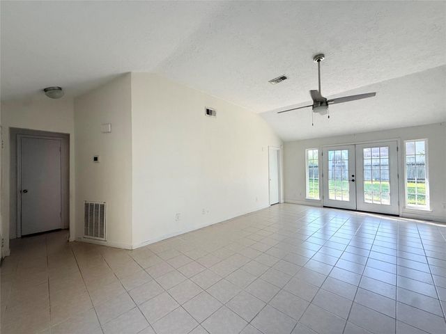 9838 Golden Eagle Street, Conroe, TX 77385