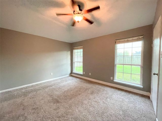 9838 Golden Eagle Street, Conroe, TX 77385