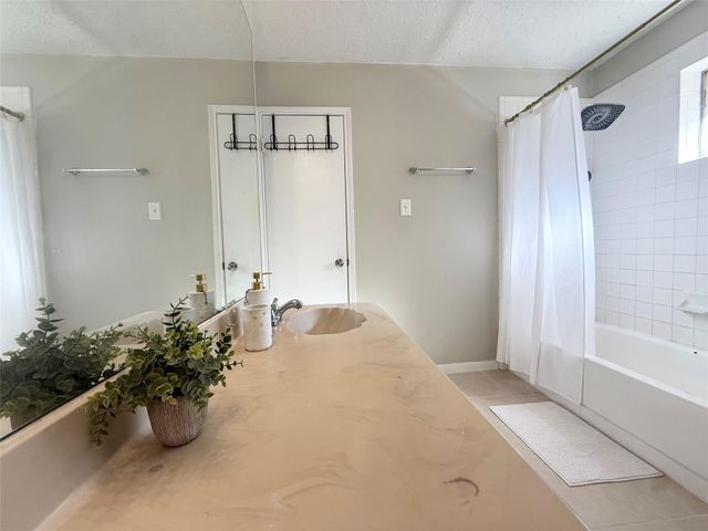 9838 Golden Eagle Street, Conroe, TX 77385
