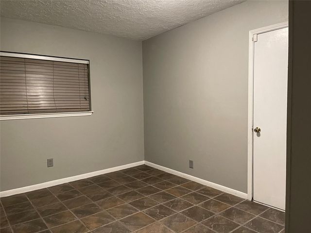 9838 Golden Eagle Street, Conroe, TX 77385