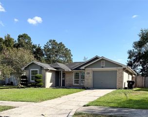 9838 Golden Eagle Street, Conroe, TX 77385