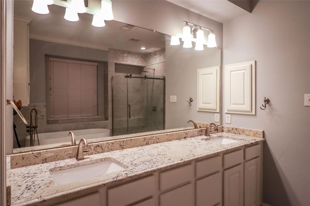 9130 Bottlebrush Lane, Irving, TX 75063