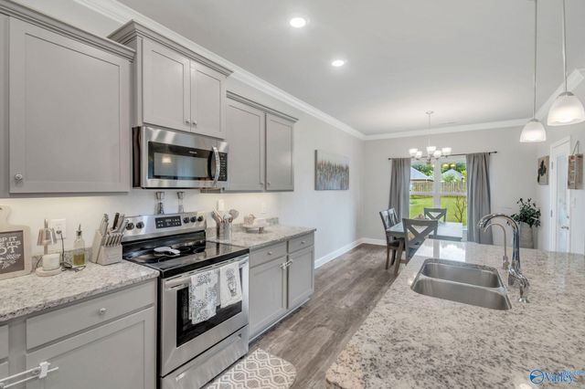 6500 Moon Crest Lane, Huntsville, AL 35806
