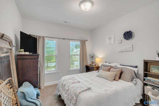 6500 Moon Crest Lane, Huntsville, AL 35806