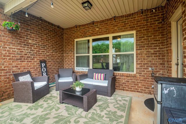 6500 Moon Crest Lane, Huntsville, AL 35806