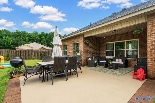 6500 Moon Crest Lane, Huntsville, AL 35806