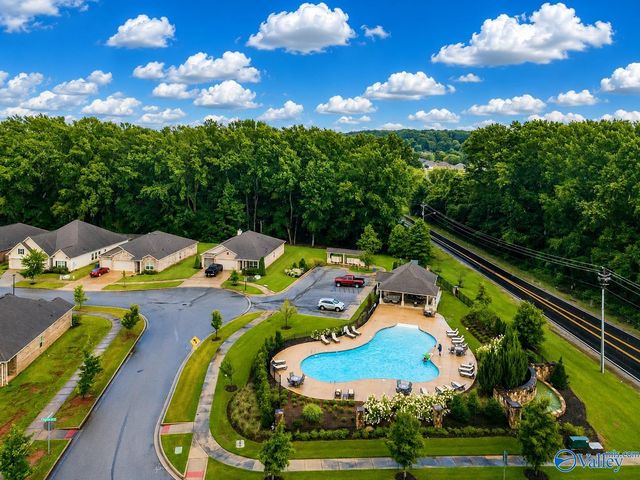 6500 Moon Crest Lane, Huntsville, AL 35806
