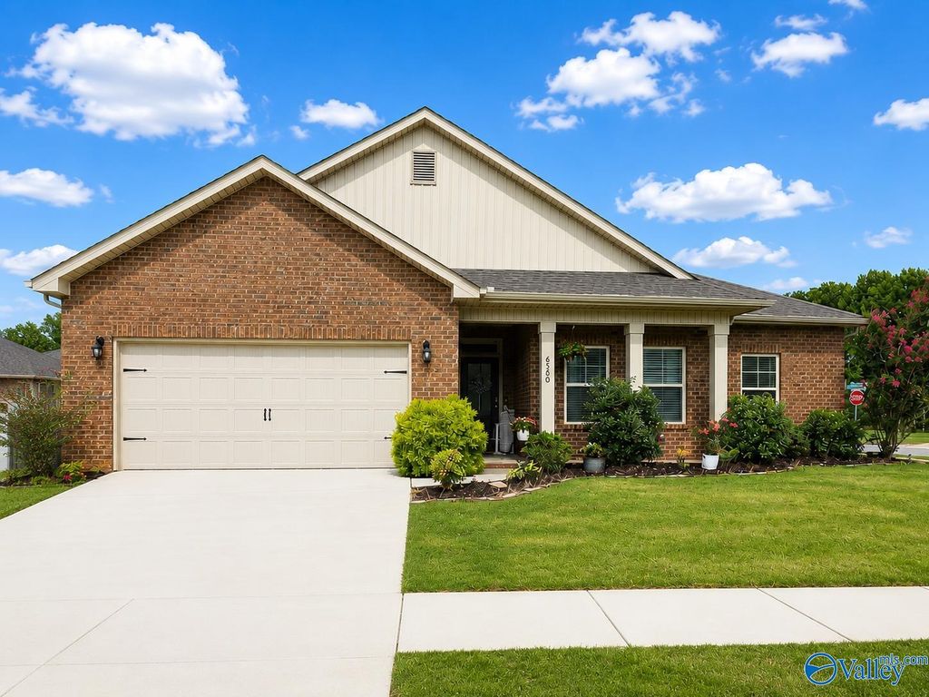 6500 Moon Crest Lane, Huntsville, AL 35806