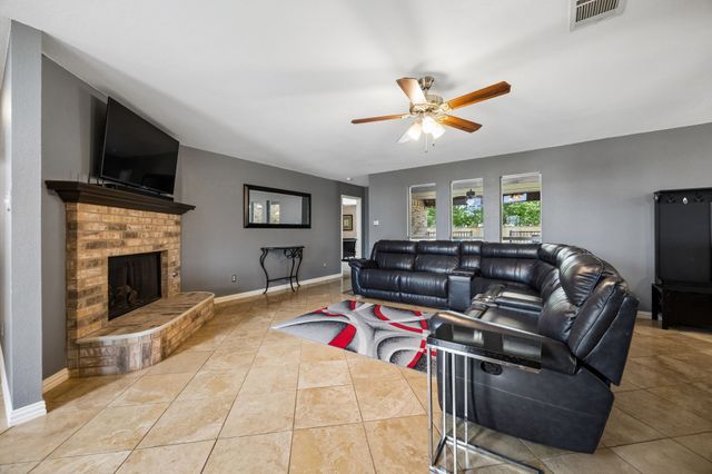 545 Rothschild Lane, Murphy, TX 75094