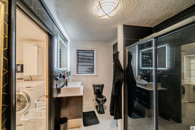 1900 Harrison St., Paducah, KY 42001