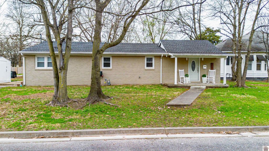 1900 Harrison St., Paducah, KY 42001