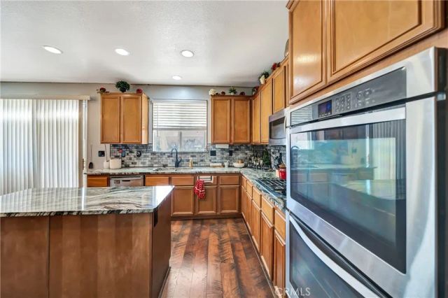 5818 W Avenue J15, Lancaster, CA 93536