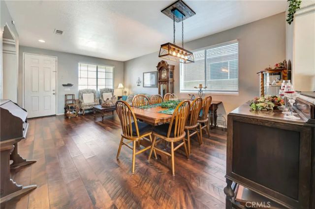 5818 W Avenue J15, Lancaster, CA 93536