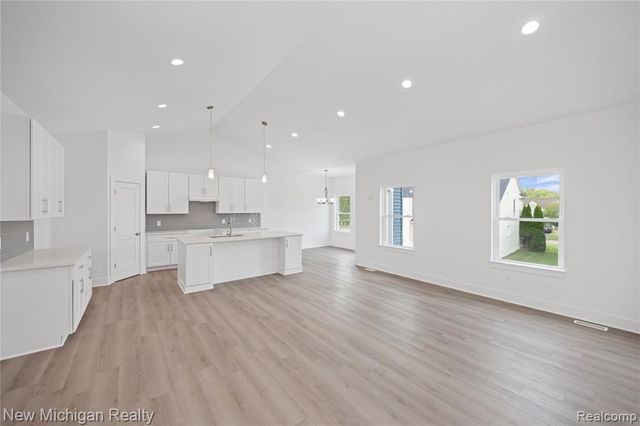 7453 Village Court, Davisburg, MI 48350